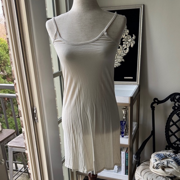 Johnny Was SAMARA 2 pieces Cream and Blue Embroidered Dress - Picture 6 of 8